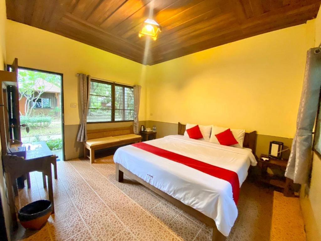 Pai Hotsprings Spa Resort Экстерьер фото